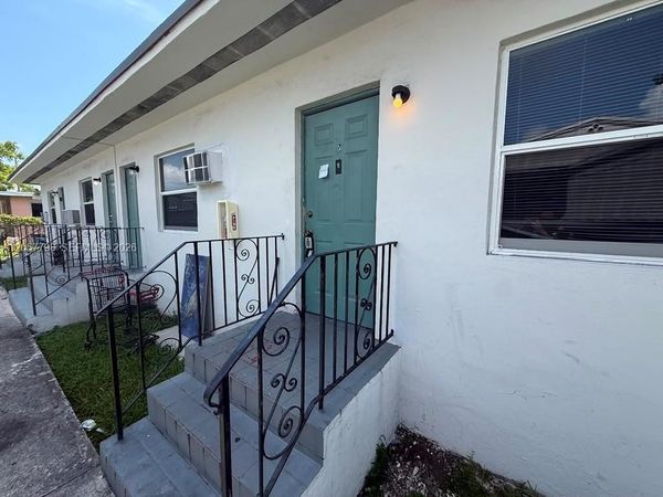 2140 NW 24th St , Unit 2, Miami, FL 33142
