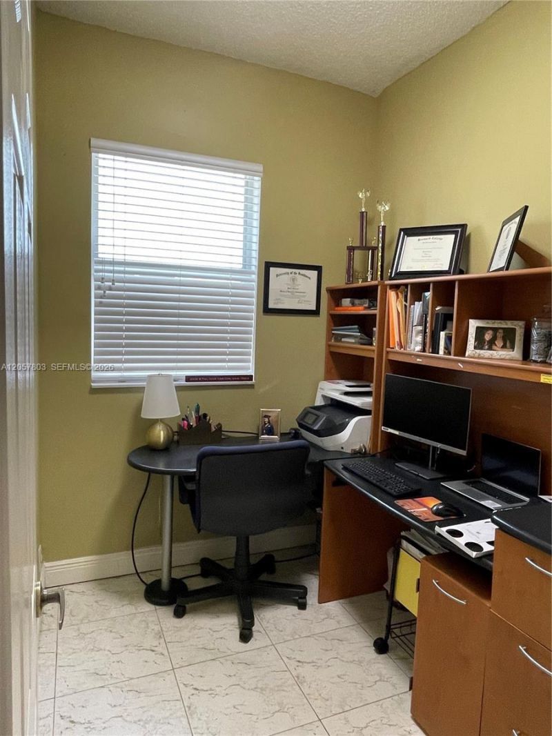 340 SW 167th Ave, Pembroke Pines, FL 33027 Photo