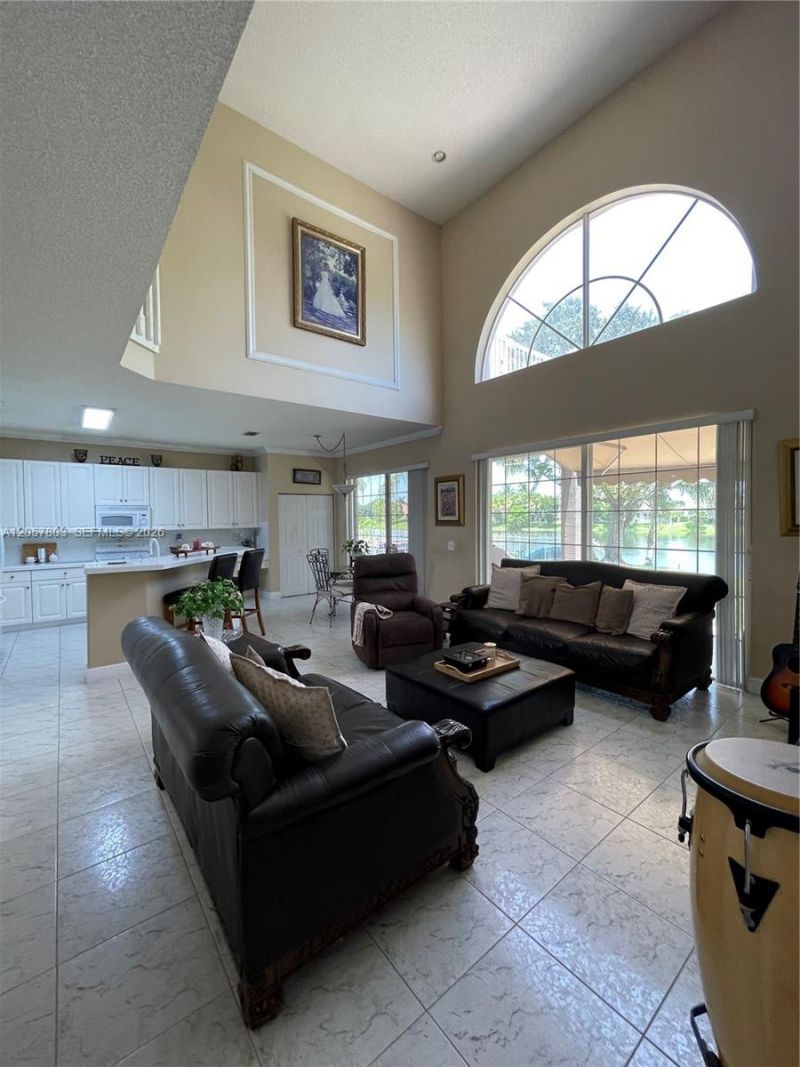 340 SW 167th Ave, Pembroke Pines, FL 33027 Photo