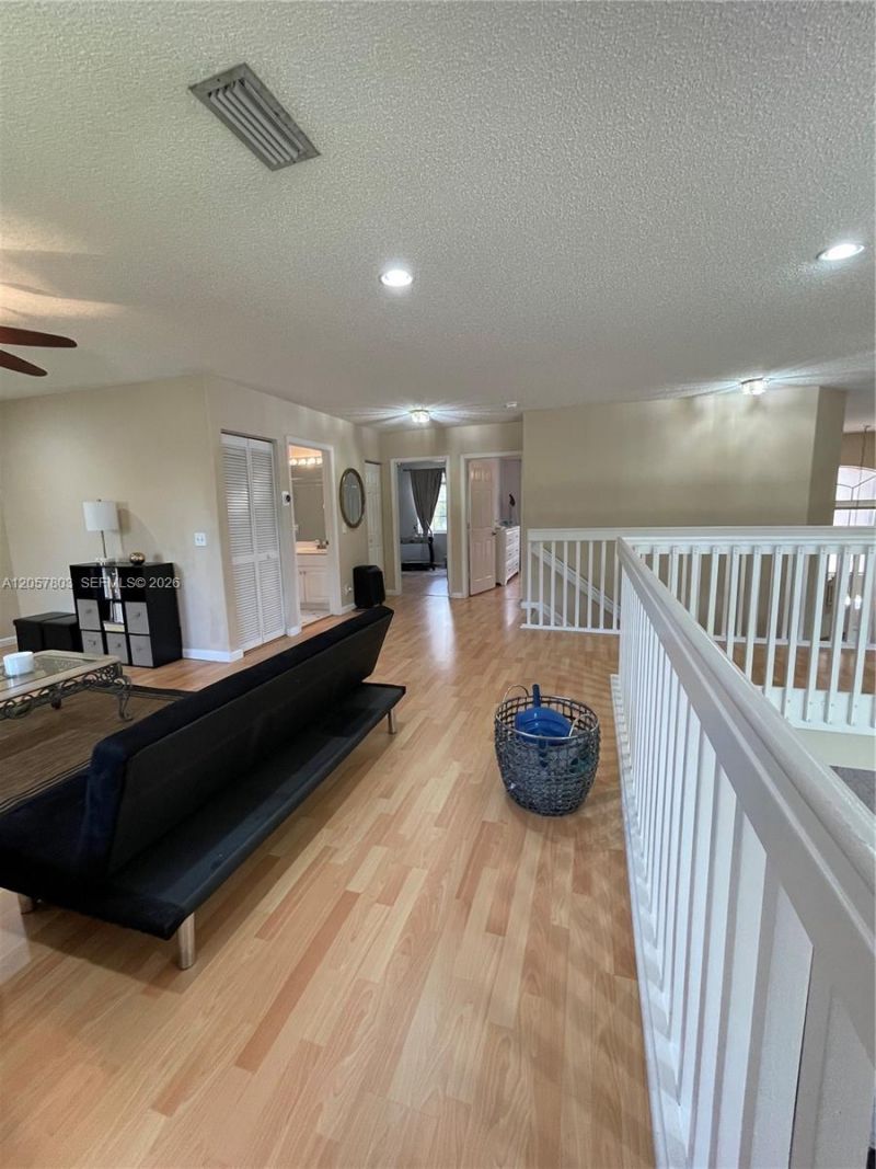 340 SW 167th Ave, Pembroke Pines, FL 33027 Photo
