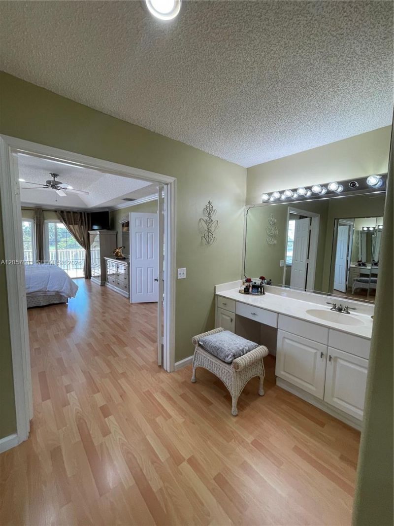 340 SW 167th Ave, Pembroke Pines, FL 33027 Photo