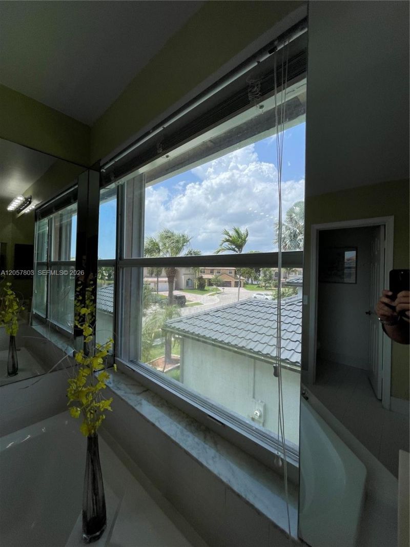 340 SW 167th Ave, Pembroke Pines, FL 33027 Photo
