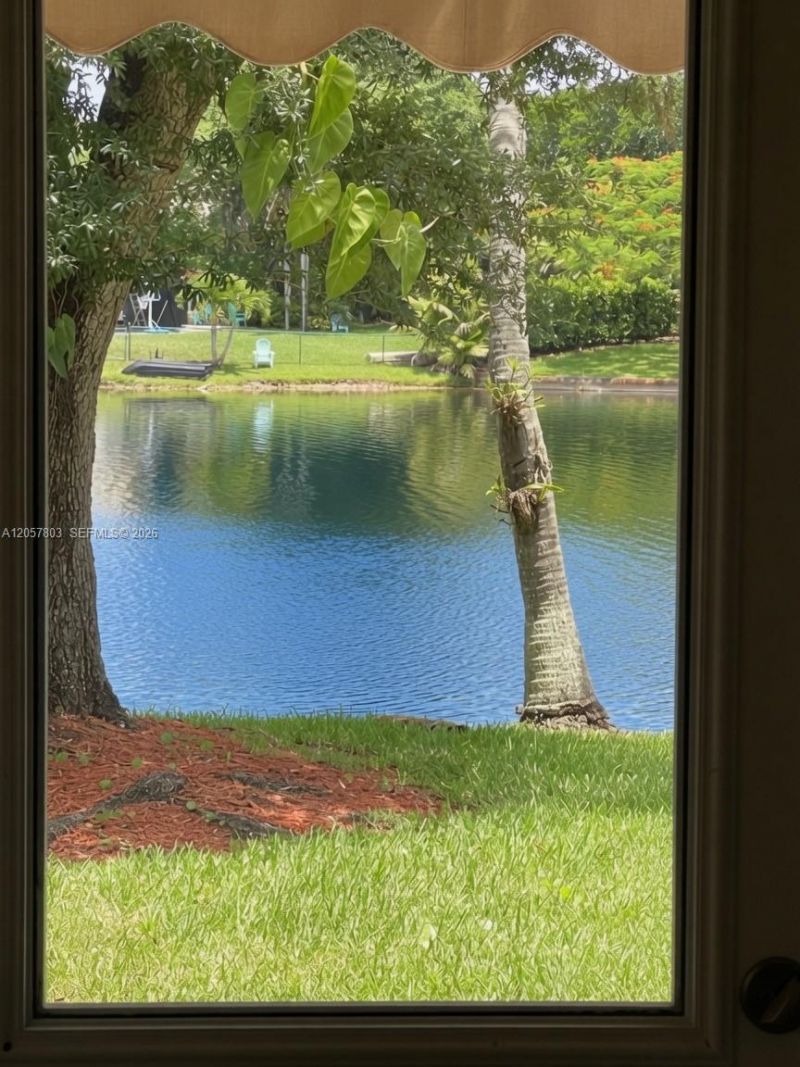 340 SW 167th Ave, Pembroke Pines, FL 33027 Photo