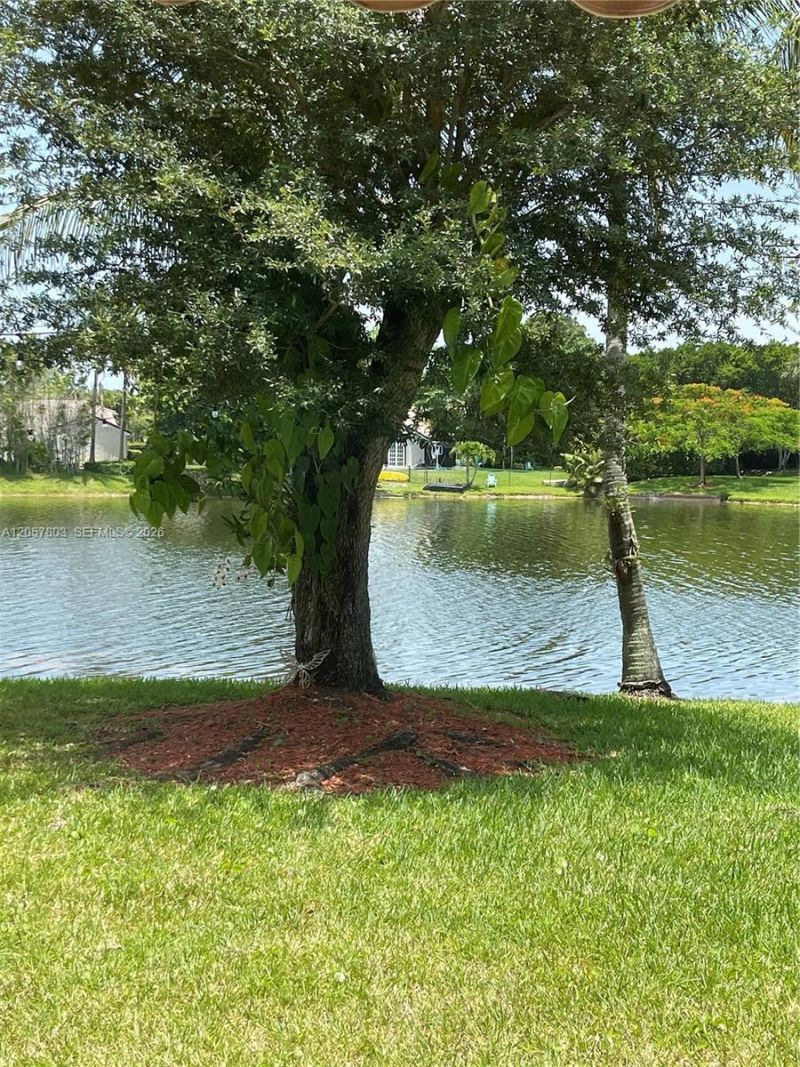 340 SW 167th Ave, Pembroke Pines, FL 33027 Photo