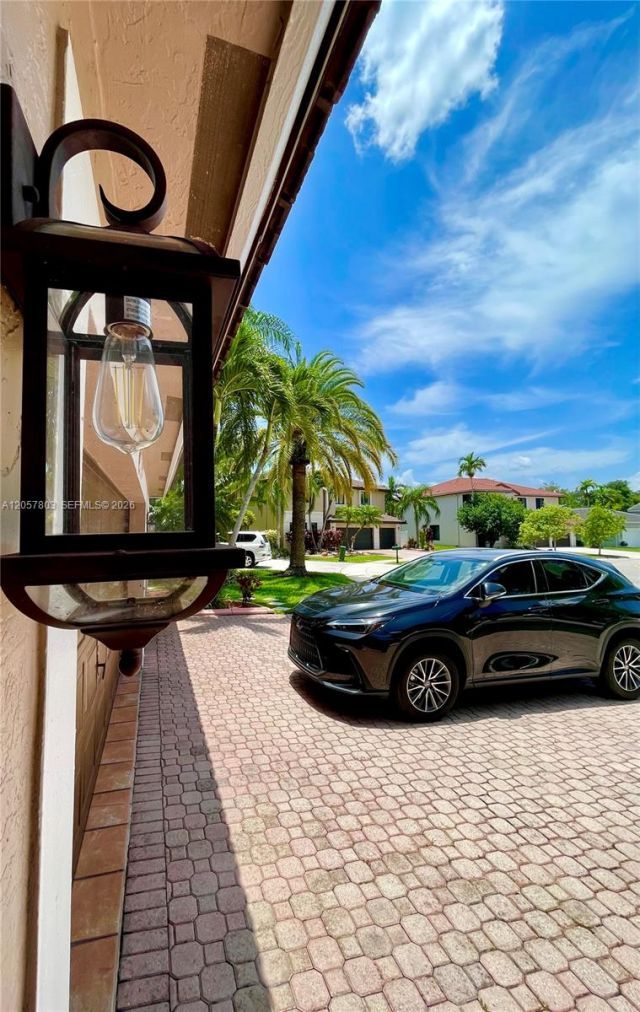 340 SW 167th Ave, Pembroke Pines, FL 33027 Photo