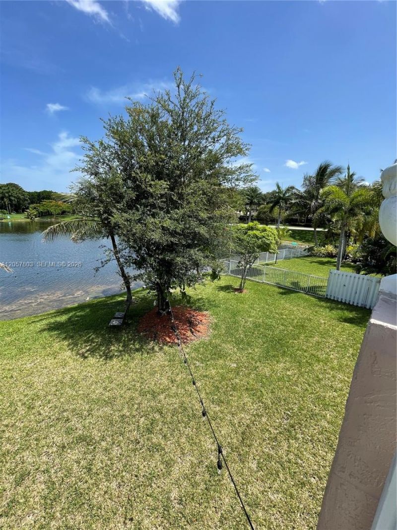 340 SW 167th Ave, Pembroke Pines, FL 33027 Photo