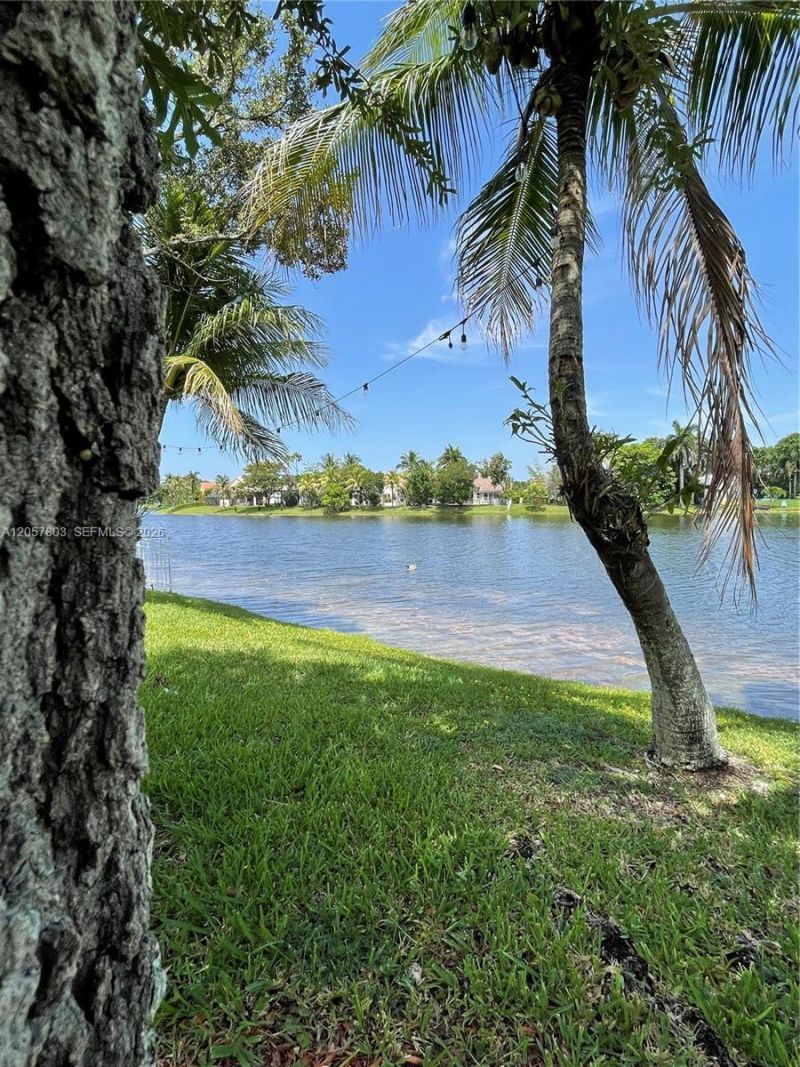 340 SW 167th Ave, Pembroke Pines, FL 33027 Photo