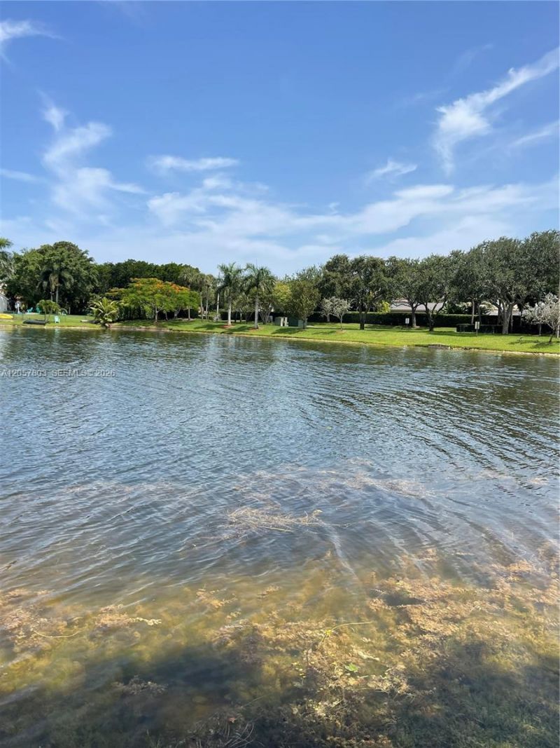 340 SW 167th Ave, Pembroke Pines, FL 33027 Photo
