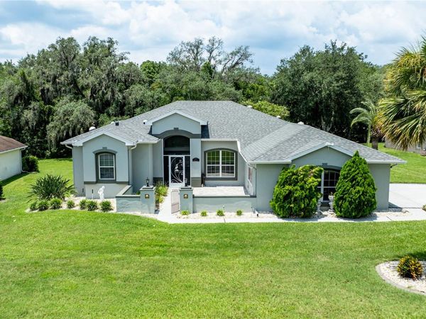 5121 AURORA DRIVE , LEESBURG, FL 34748