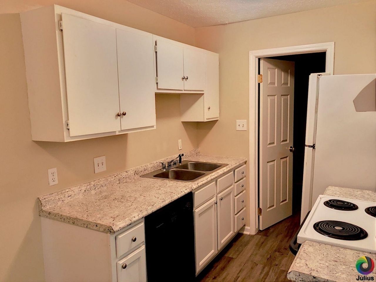 4559 Tarpon Bay Rd.  Photo 13
