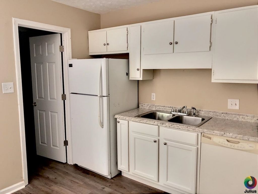 4559 Tarpon Bay Rd.  Photo 6