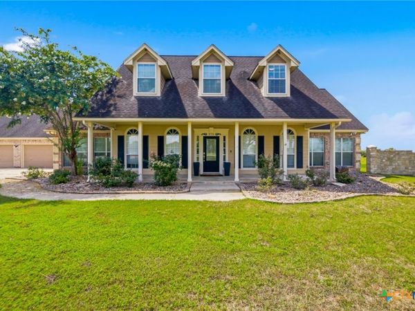 273 Shannon Valley Drive , Victoria, TX 77904