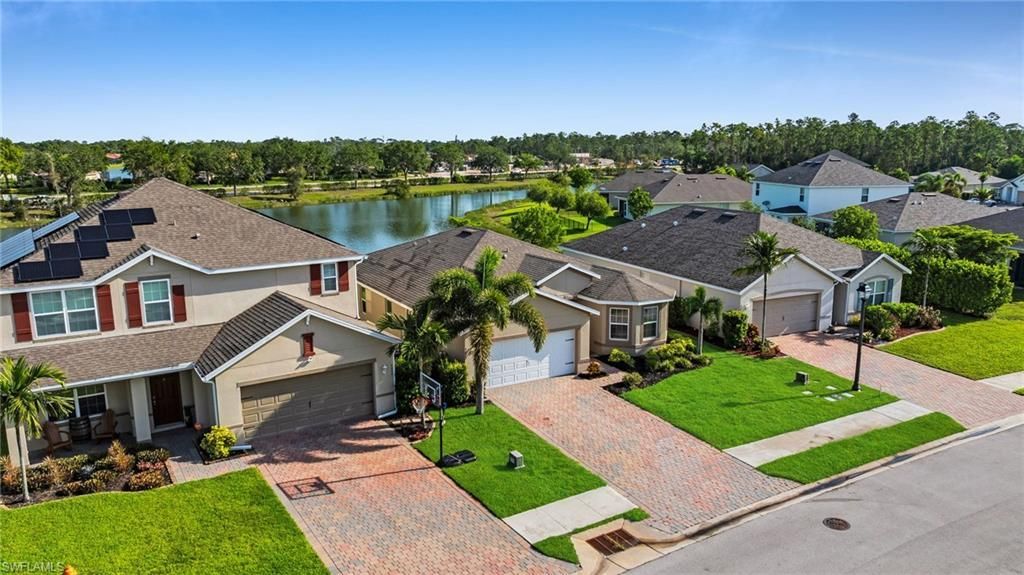 3477 Acapulco Cir, Cape Coral, FL 33909 Photo