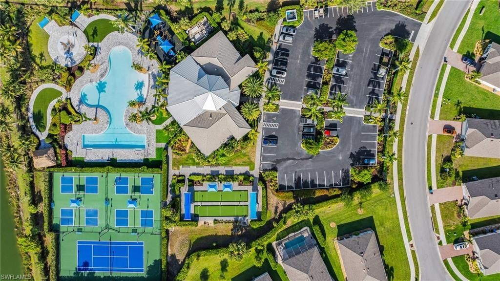 3477 Acapulco Cir, Cape Coral, FL 33909 Photo