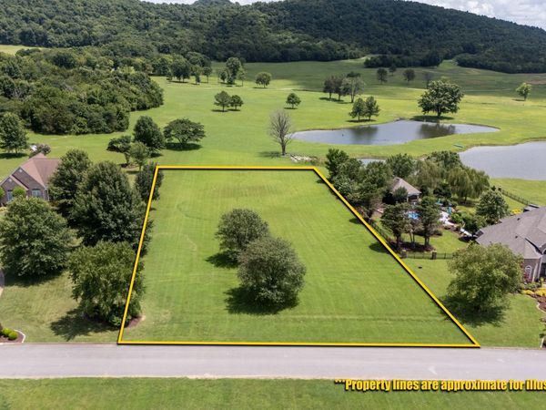 107 Forrest Ct , Unit 15, Shelbyville, TN 37160