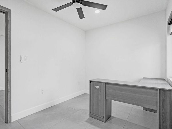 6700 E TROPICAL Way, Unit 1, Plantation, FL 33317