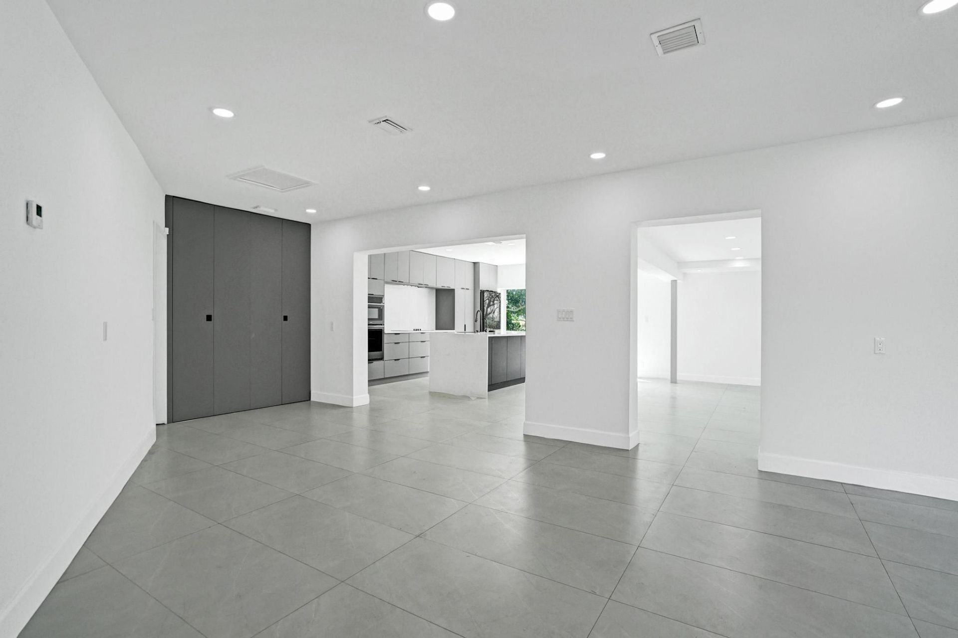 6700 E Tropical Way, Unit 1, Plantation, FL 33317 Photo