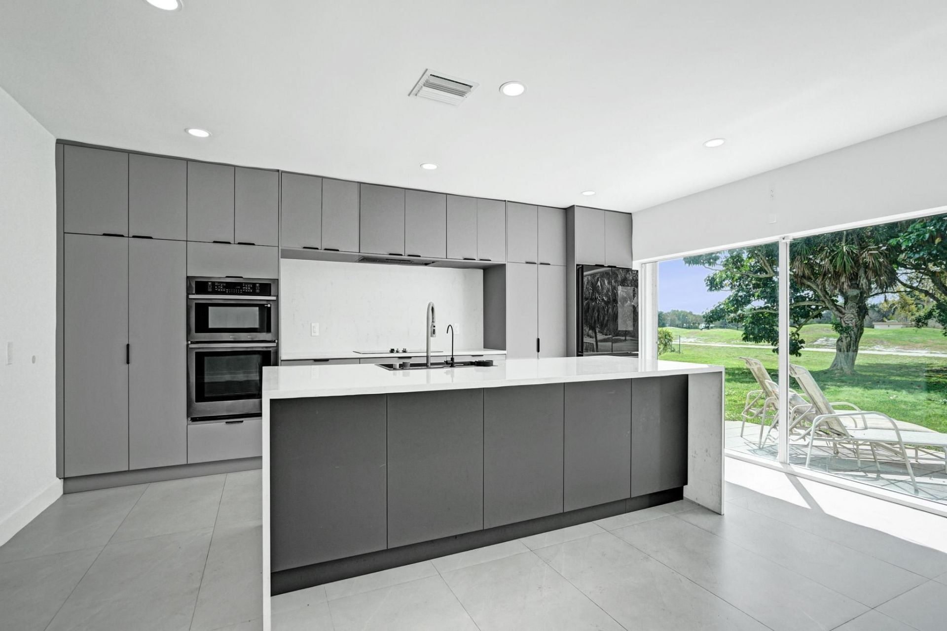6700 E Tropical Way, Unit 1, Plantation, FL 33317 Photo