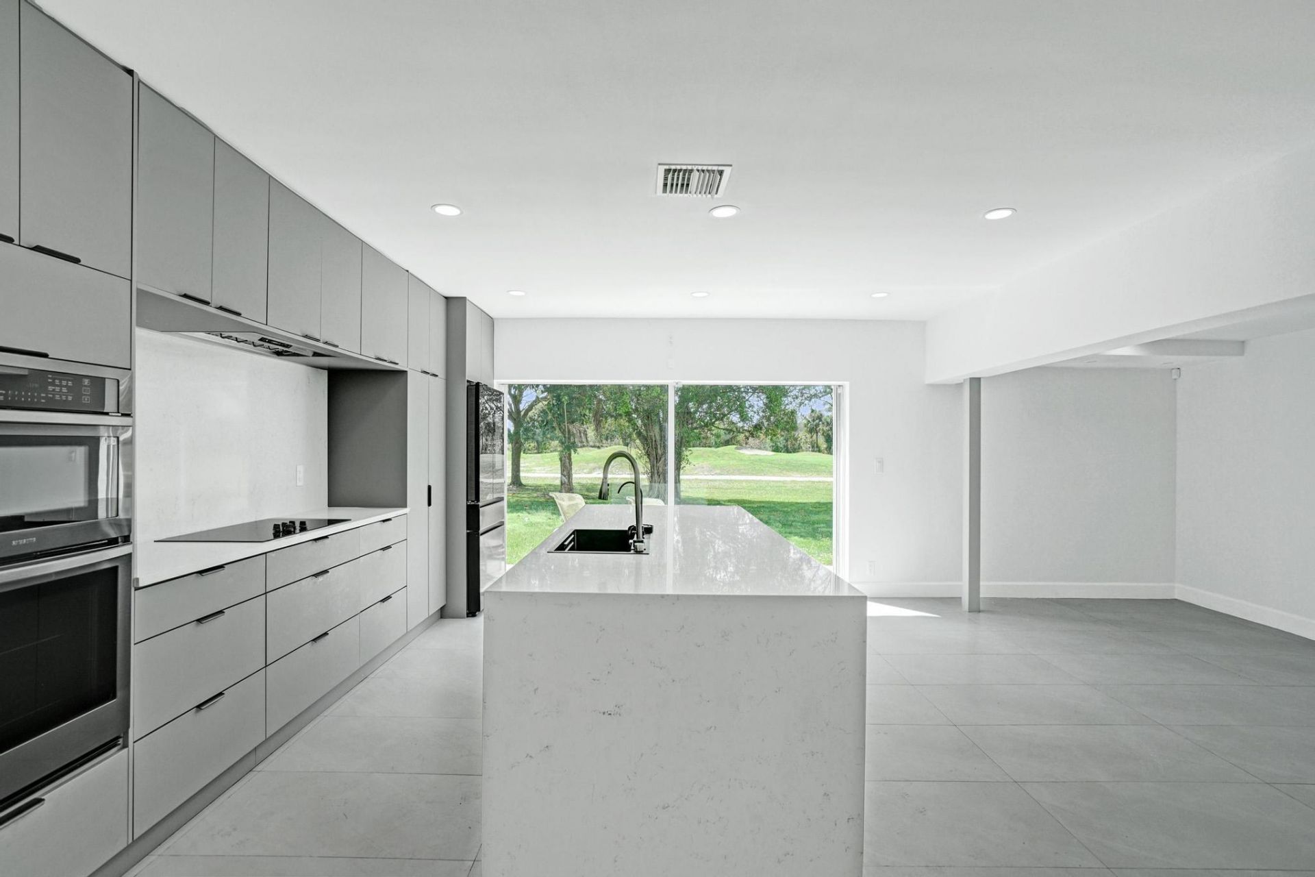 6700 E Tropical Way, Unit 1, Plantation, FL 33317 Photo