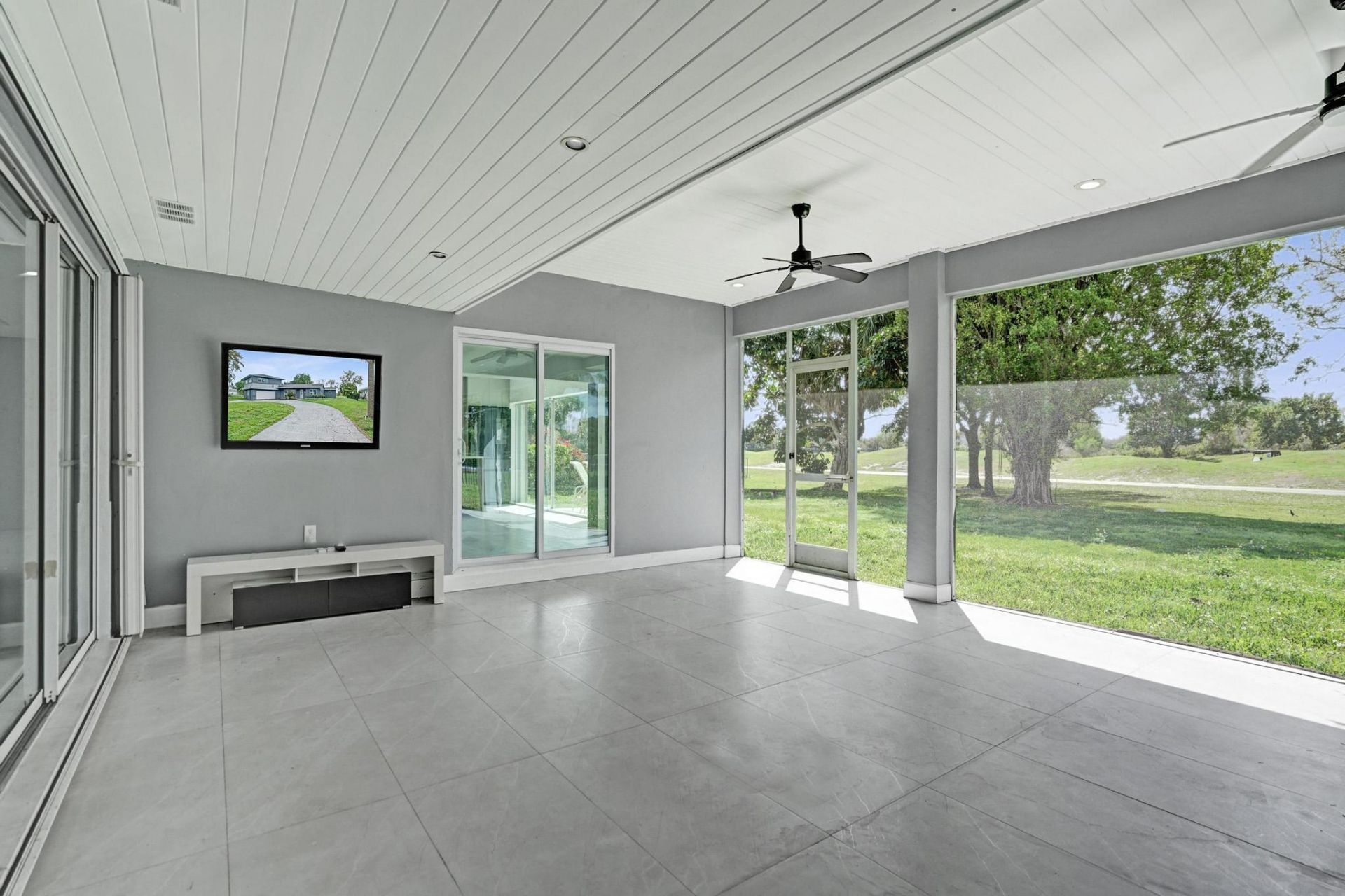 6700 E Tropical Way, Unit 1, Plantation, FL 33317 Photo