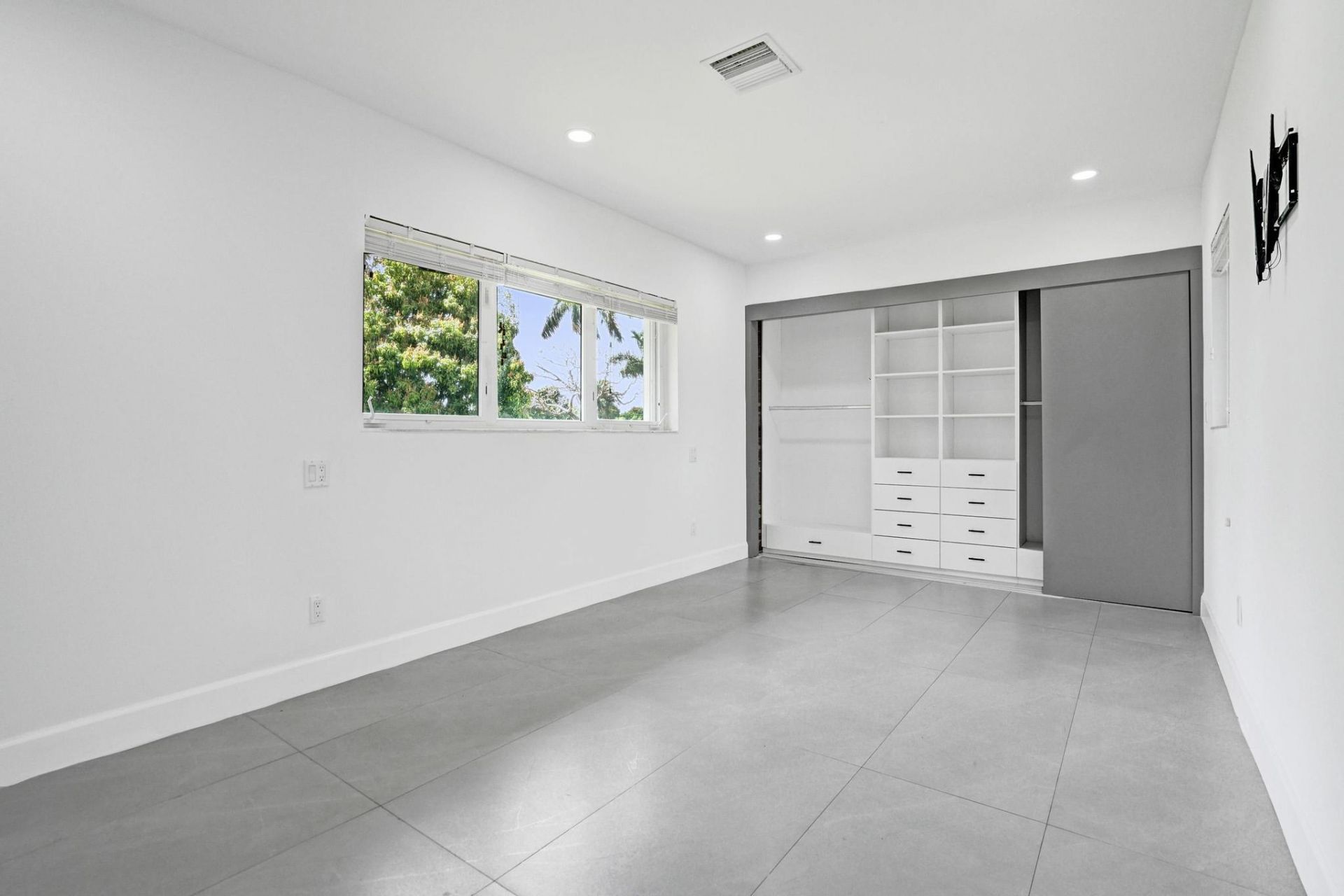 6700 E Tropical Way, Unit 1, Plantation, FL 33317 Photo