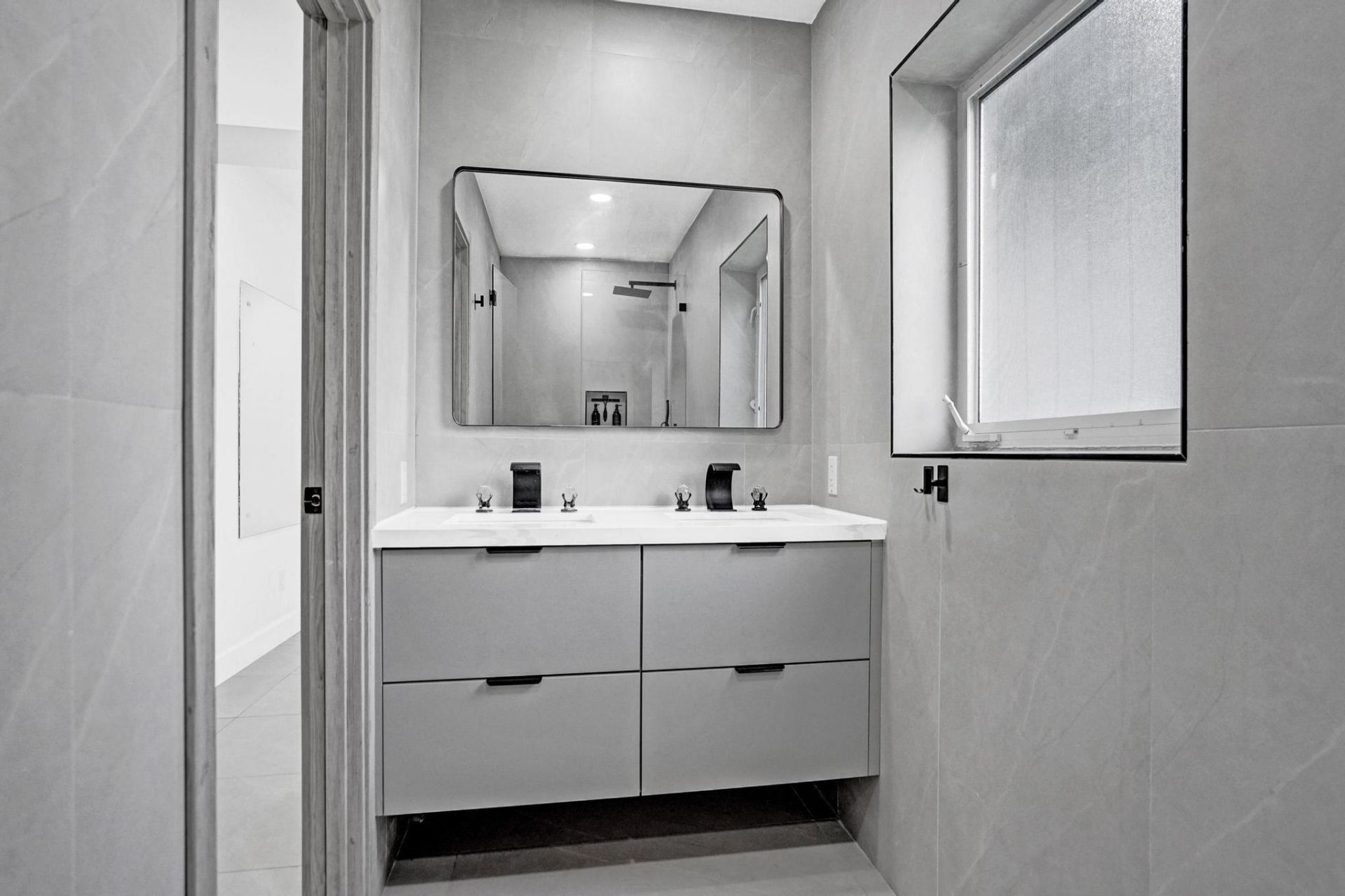 6700 E Tropical Way, Unit 1, Plantation, FL 33317 Photo