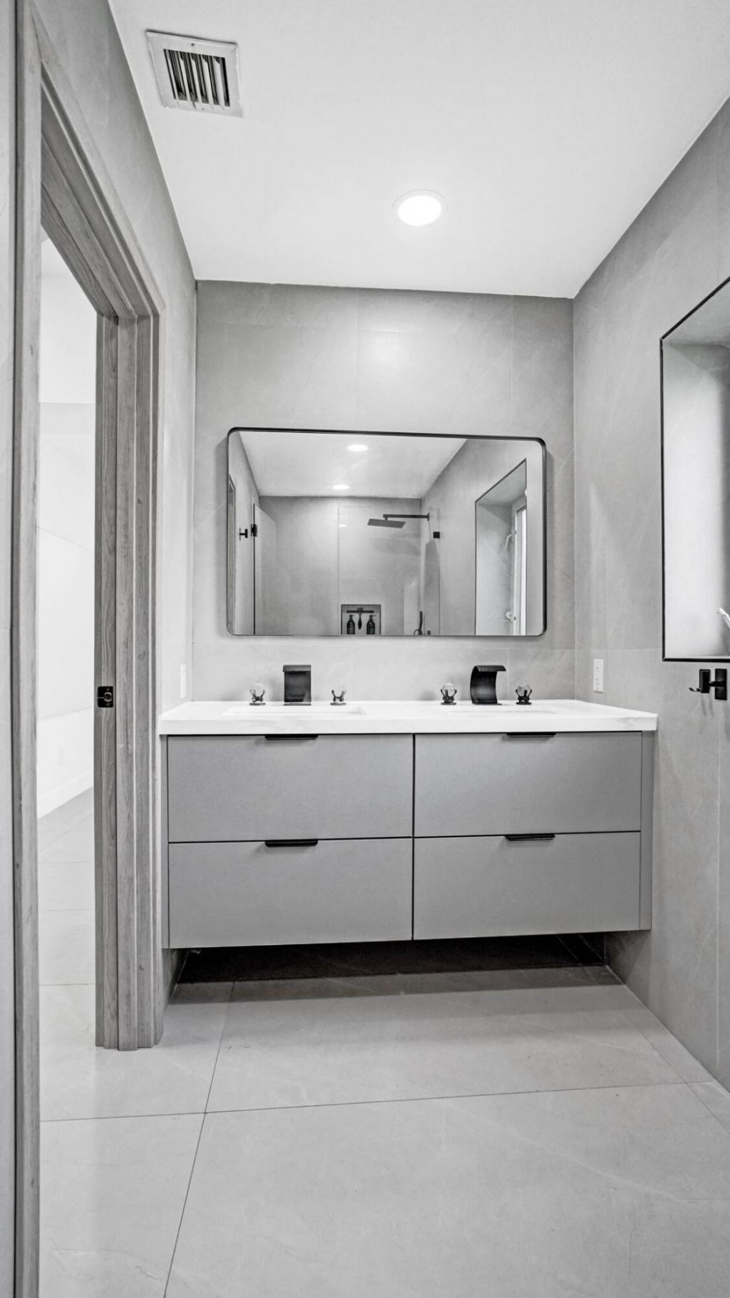 6700 E Tropical Way, Unit 1, Plantation, FL 33317 Photo
