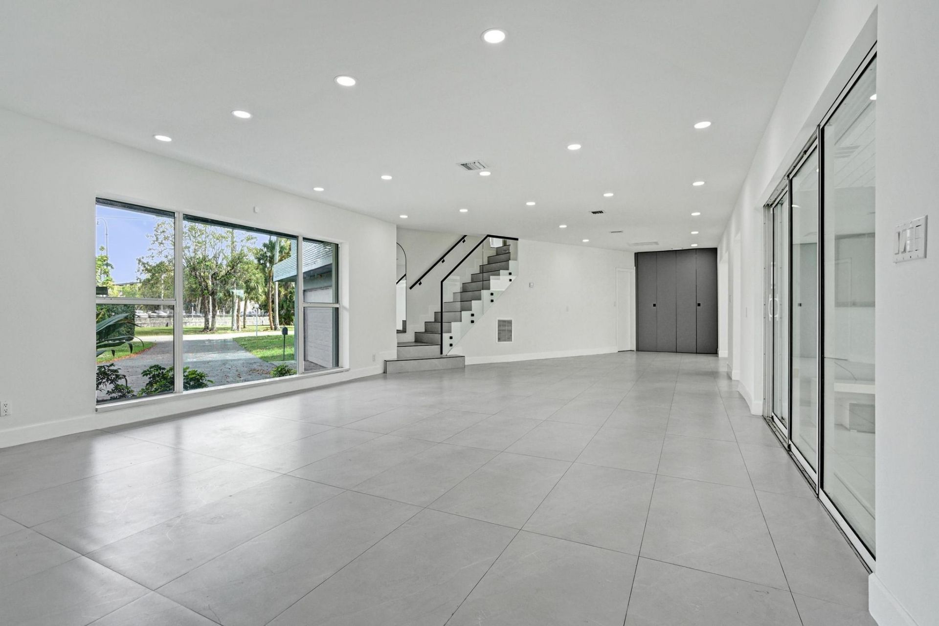 6700 E Tropical Way, Unit 1, Plantation, FL 33317 Photo