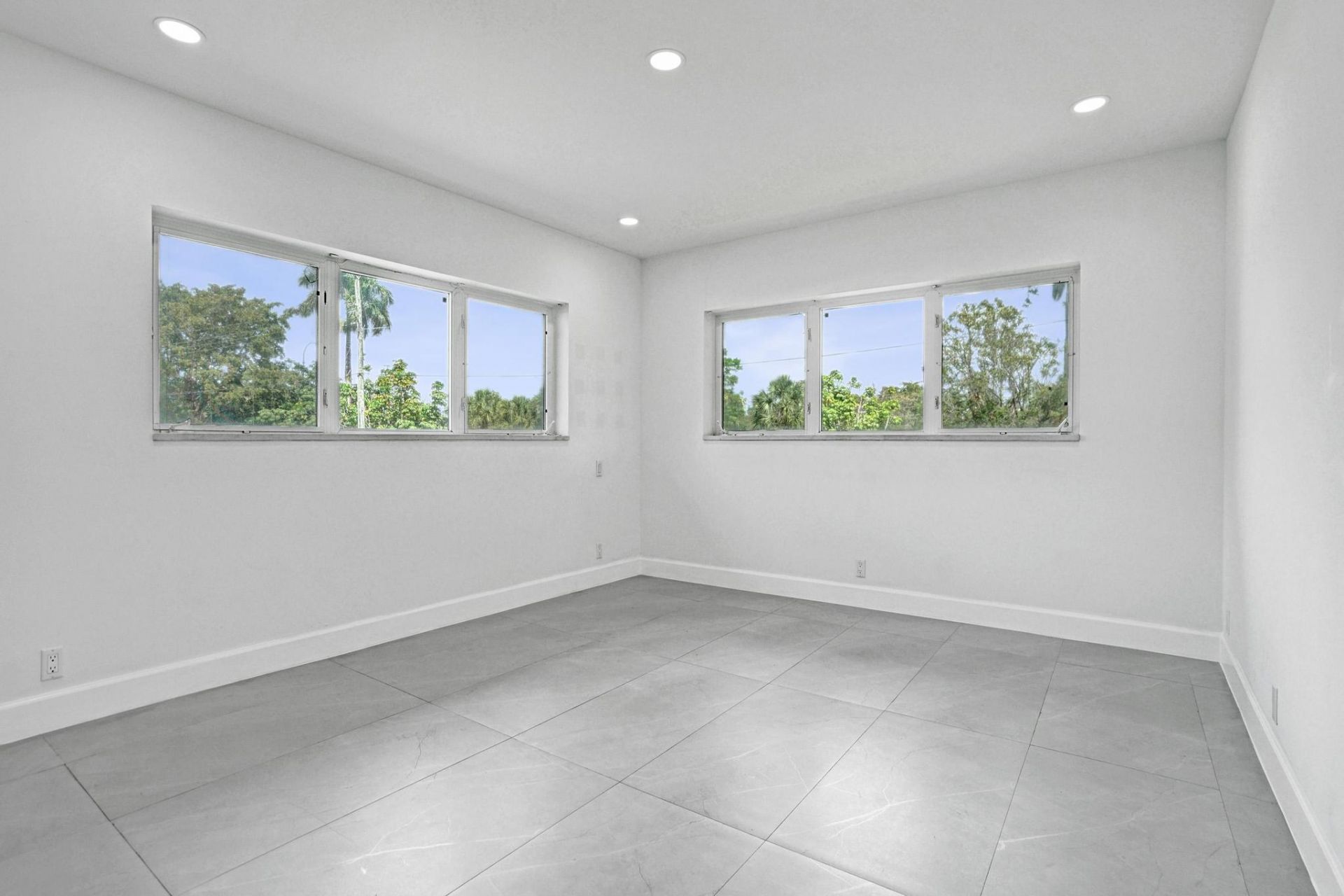 6700 E Tropical Way, Unit 1, Plantation, FL 33317 Photo