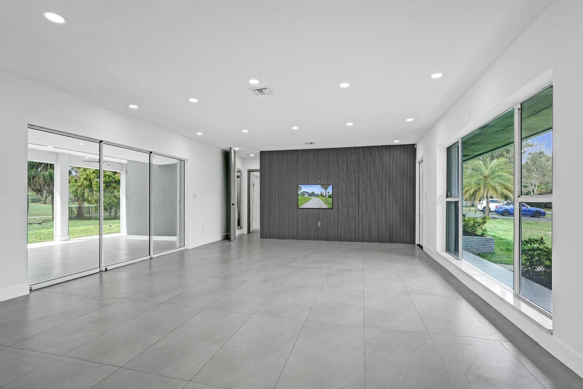 6700 E Tropical Way, Unit 1, Plantation, FL 33317 Photo