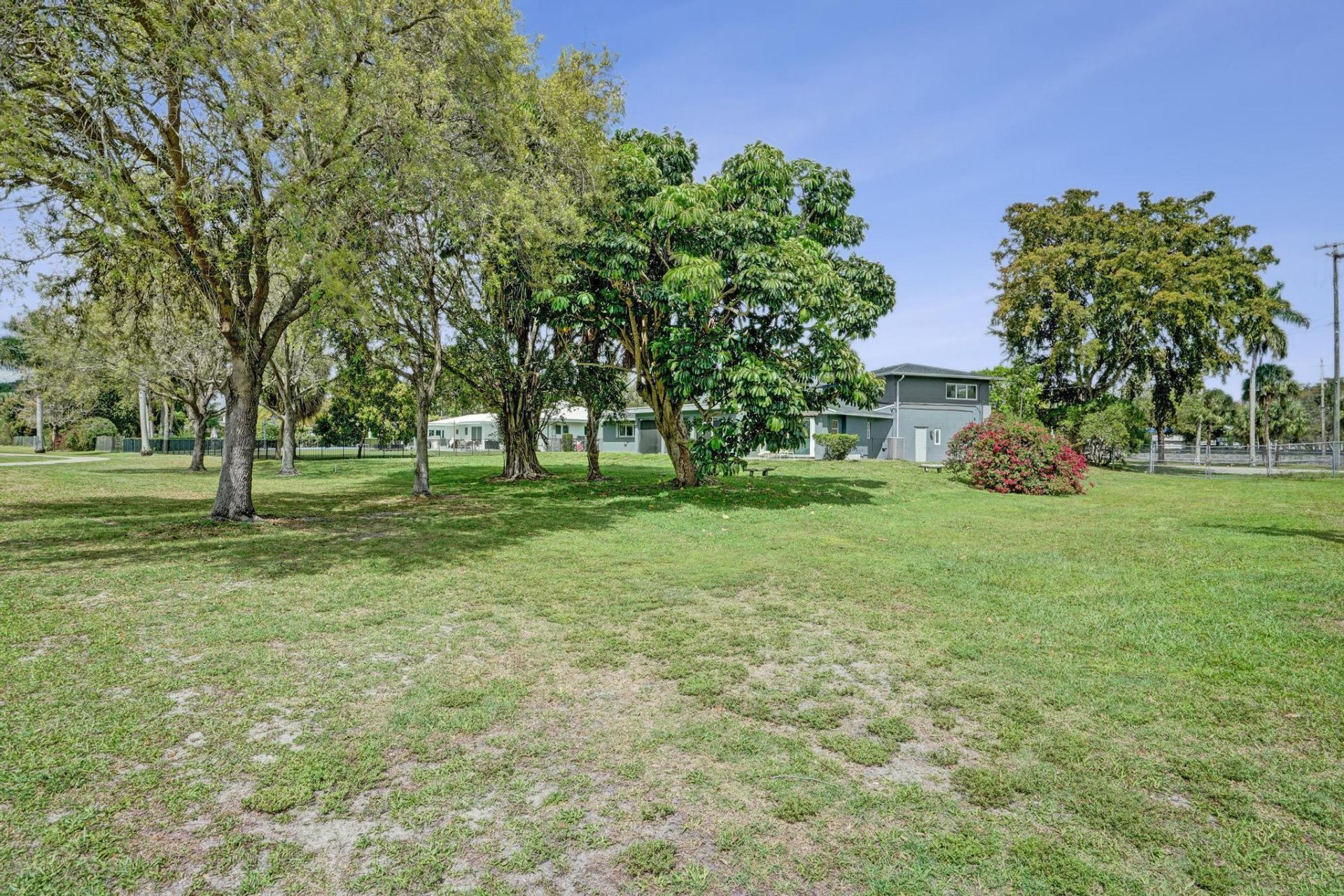 6700 E Tropical Way, Unit 1, Plantation, FL 33317 Photo
