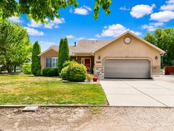 6111 W 5900 S, Hooper, UT 84315