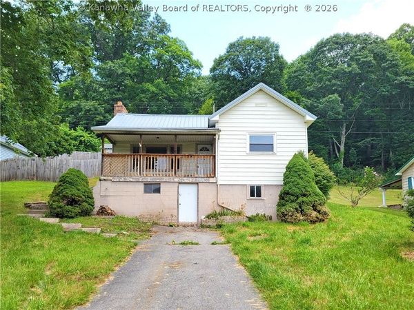 114 West Virginia Street, Glen White, WV 25849