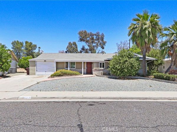28410 E Worcester Road , Sun City, CA 92586