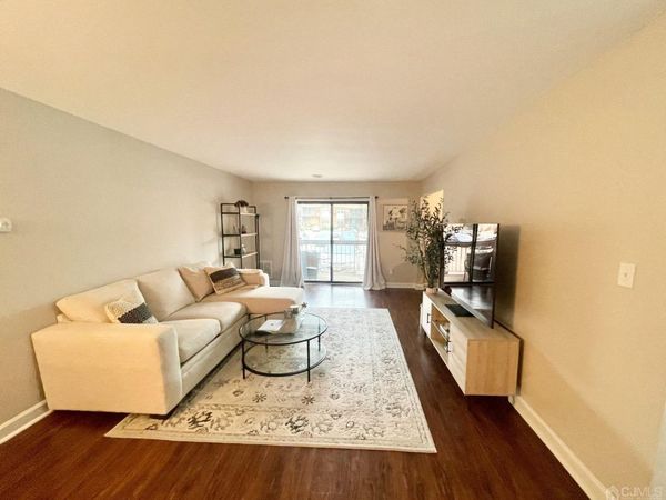 614 Sharon Garden Court , Woodbridge, NJ 07095