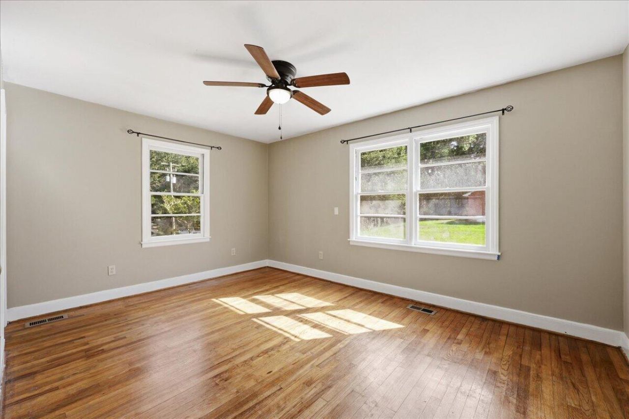 310 Varn Street Photo 14