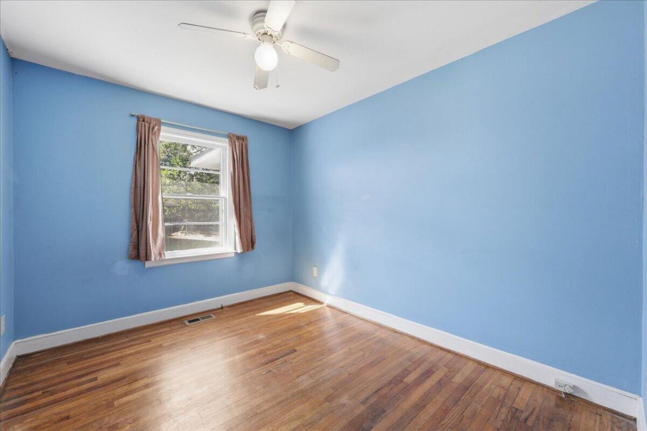 310 Varn Street Photo 18