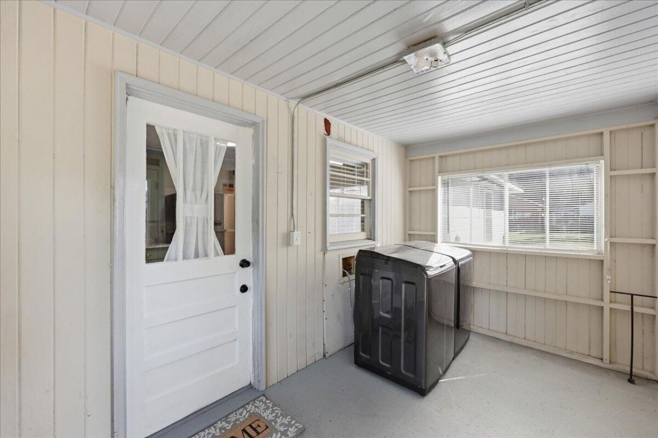 310 Varn Street Photo 22