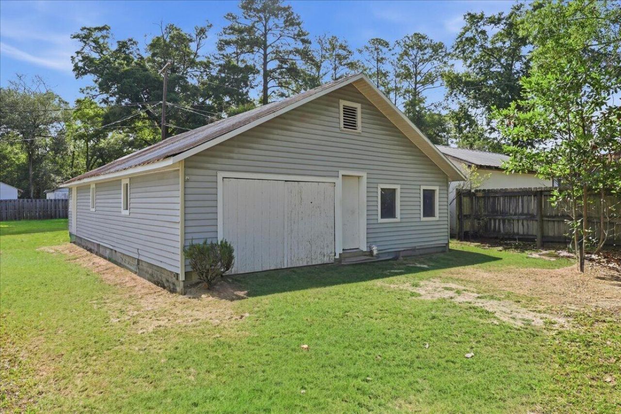 310 Varn Street Photo 26