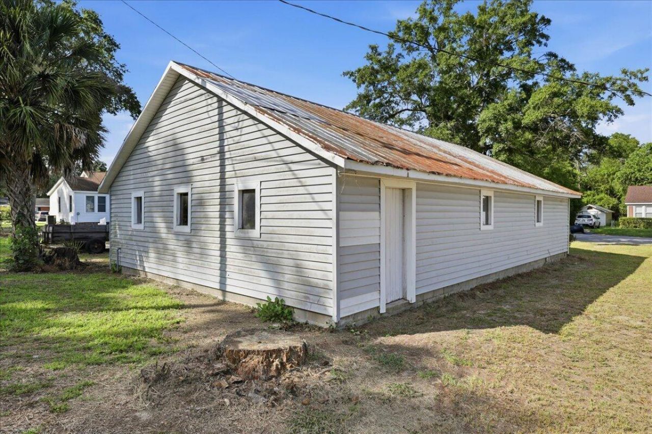 310 Varn Street Photo 29