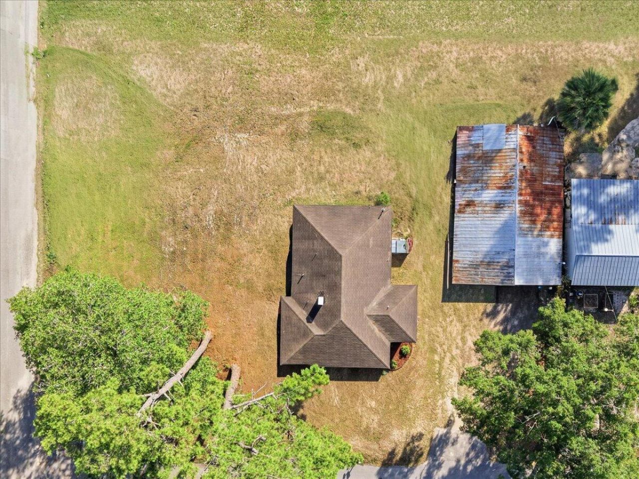 310 Varn Street Photo 37