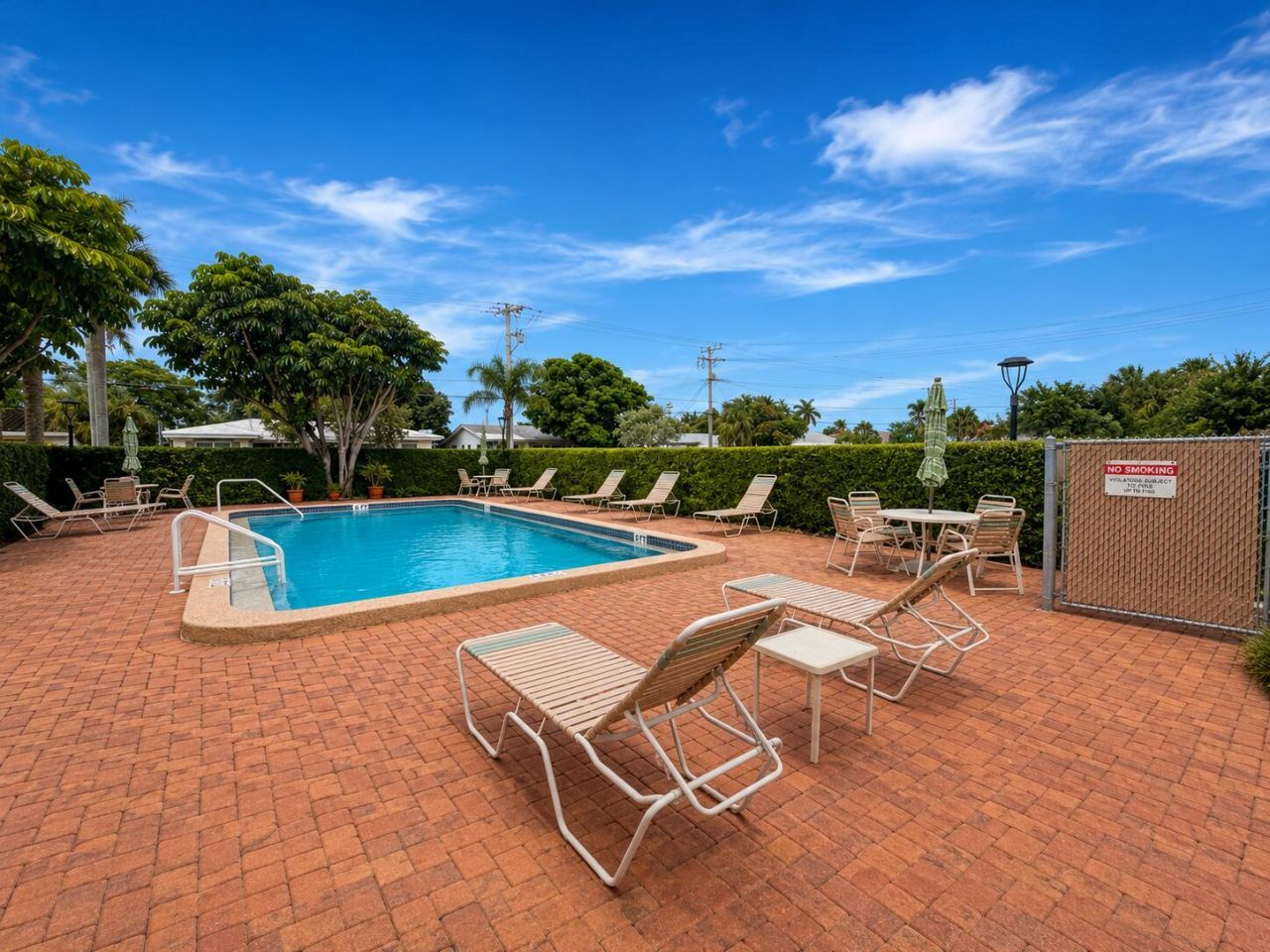 2400 NE 10th Street, Unit 205, Pompano Beach, FL 33062 Photo
