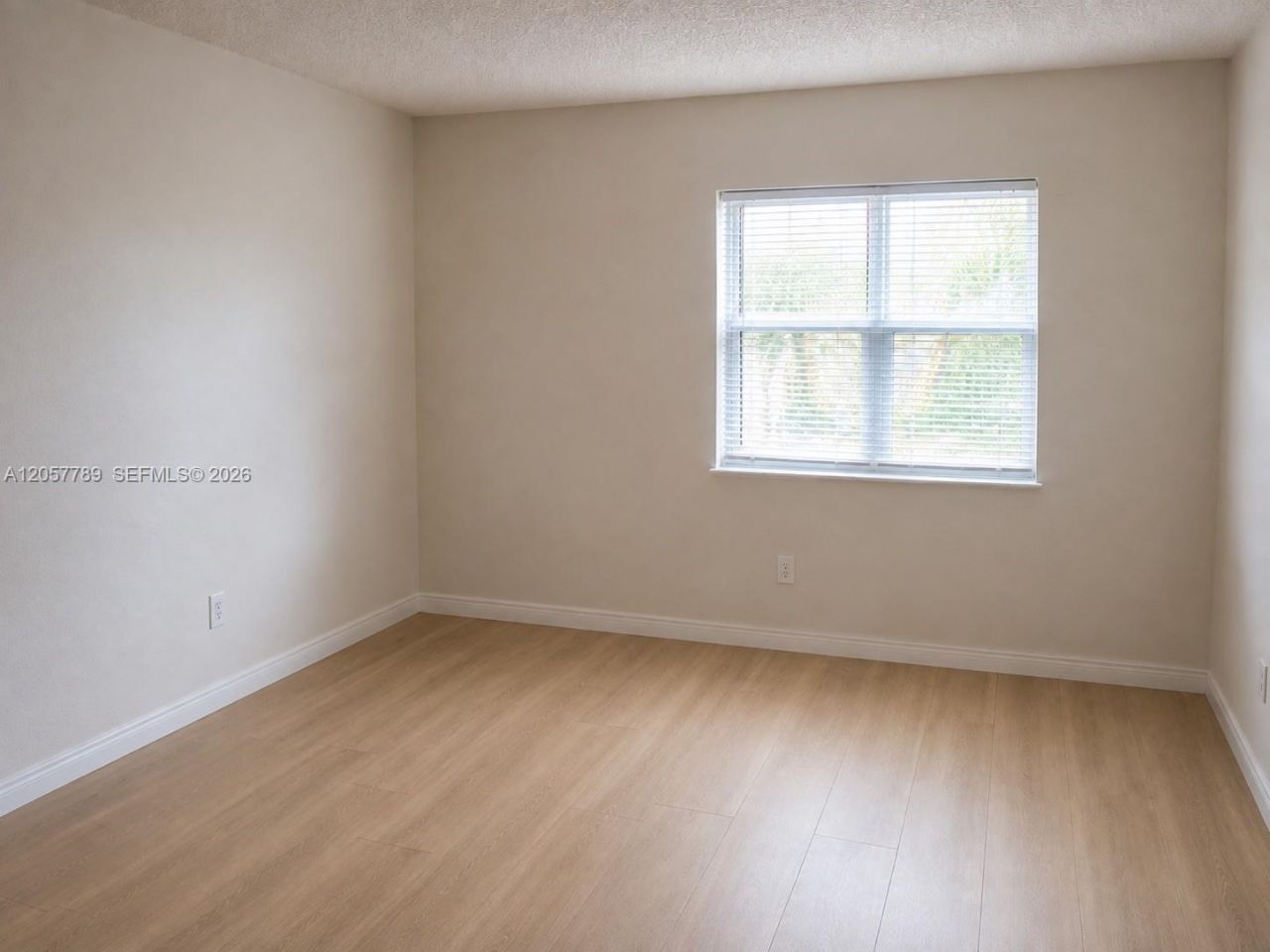 18101 NW 68th Ave, Unit D101, Hialeah, FL 33015 Photo