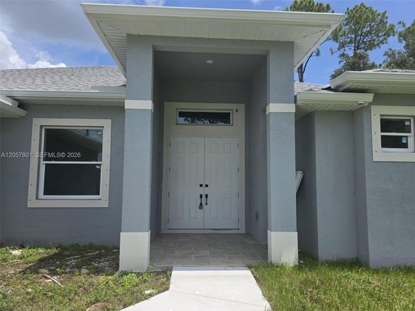 3852 HOPEVALE ST , Fort Myers, FL 33905