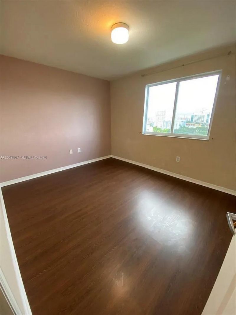 816 NW 11th St , Unit 1203, Miami, FL 33136 Photo
