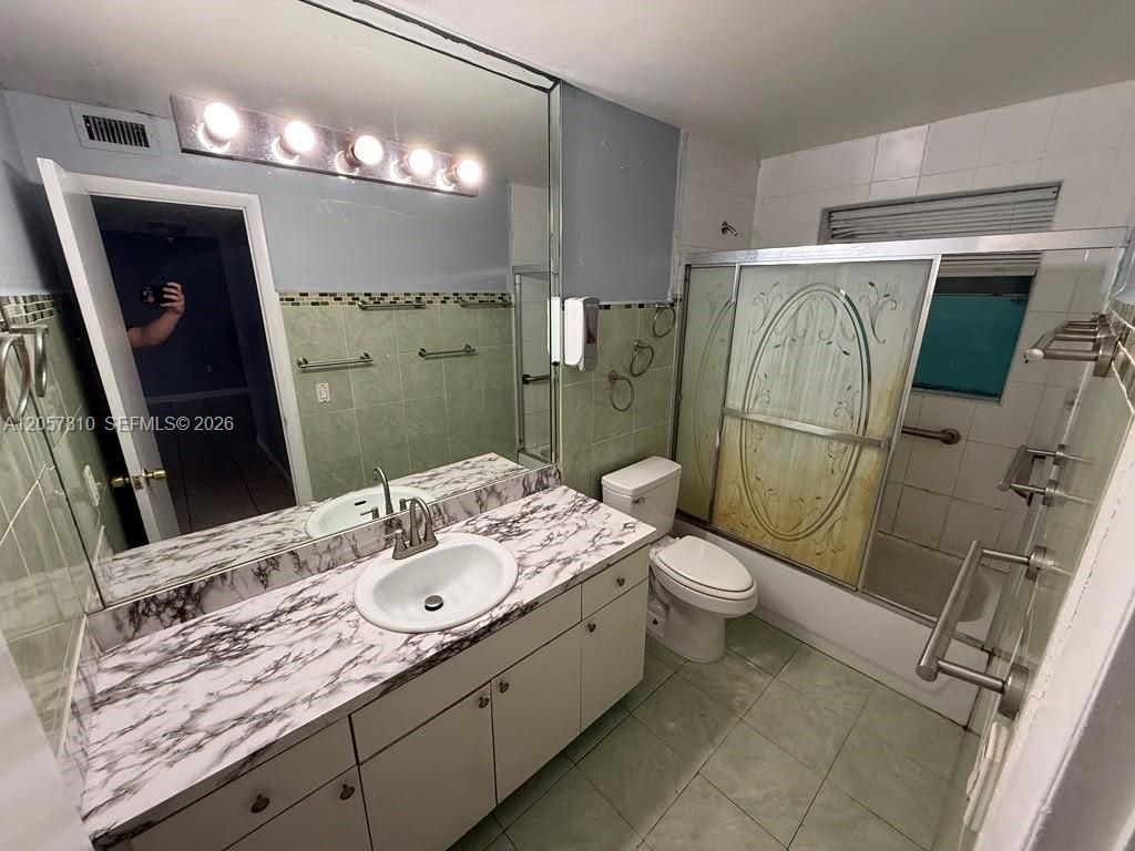 6095 W 18th Ave , Unit S330, Hialeah, FL 33012 Photo