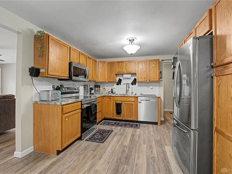 5243 Wakefield Drive, Fairborn, OH 45324 Photo 14