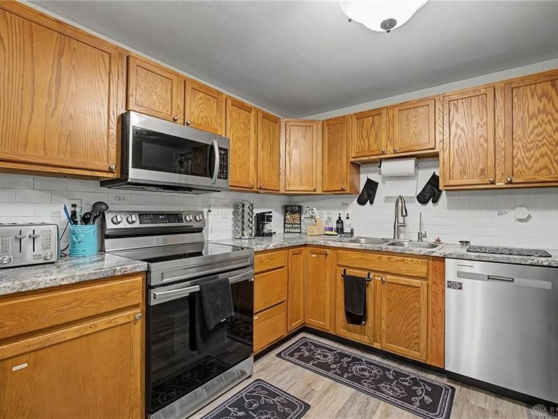 5243 Wakefield Drive, Fairborn, OH 45324 Photo 15