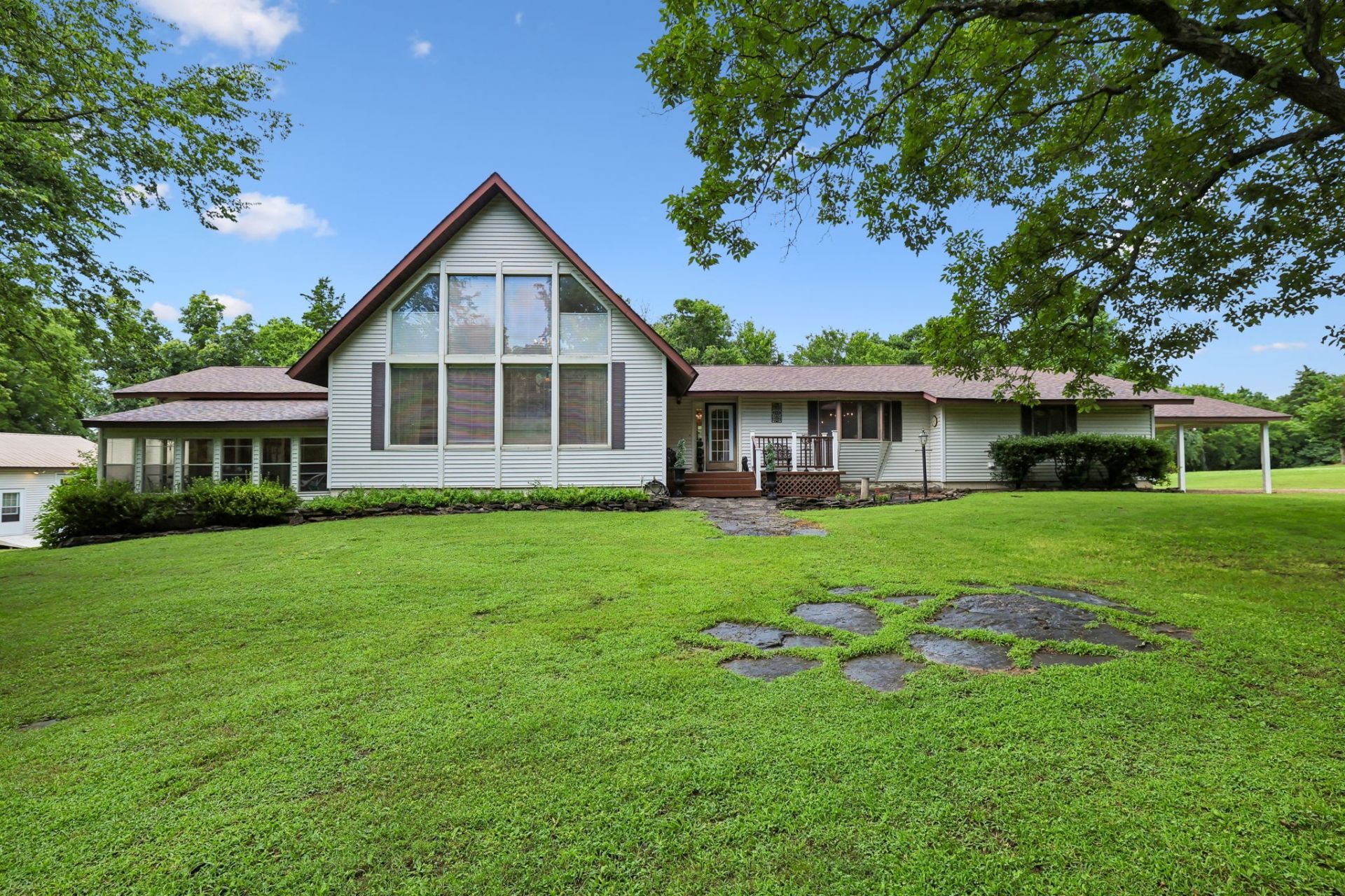 11627 Bell Buckle Rd, Bell Buckle, TN 37020 Main Photo