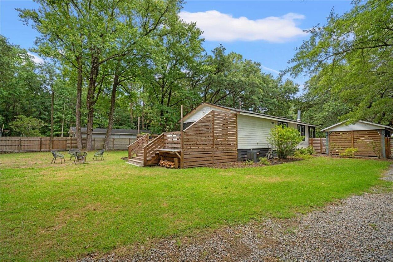 1823 Pineland Drive Photo 48